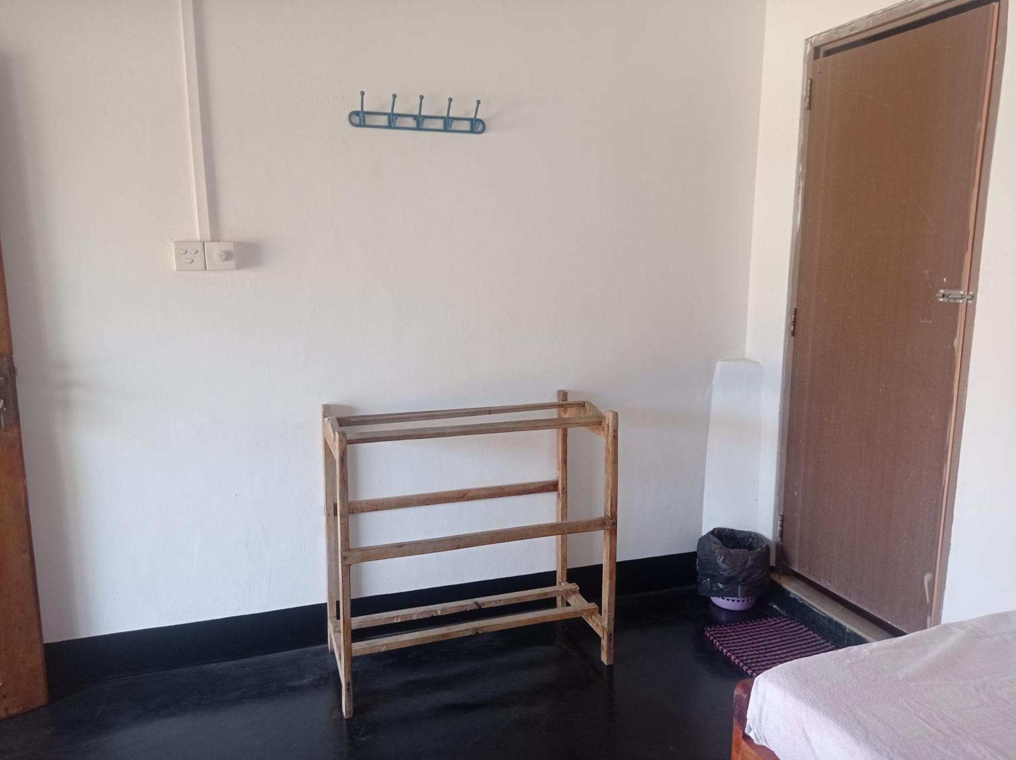 Silver Beach Hotel Trincomalee Exterior foto