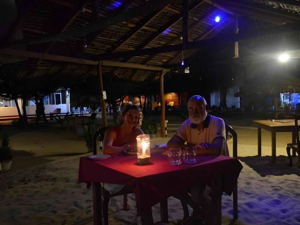 Silver Beach Hotel Trincomalee Exterior foto